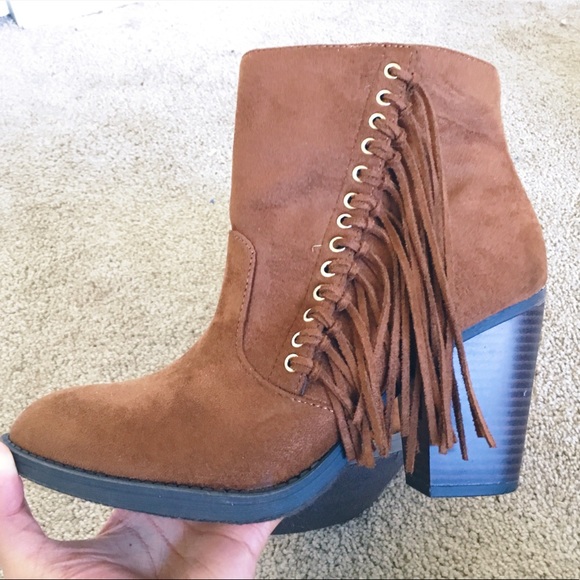 Fringed short chunky heel booties - Picture 4 of 4